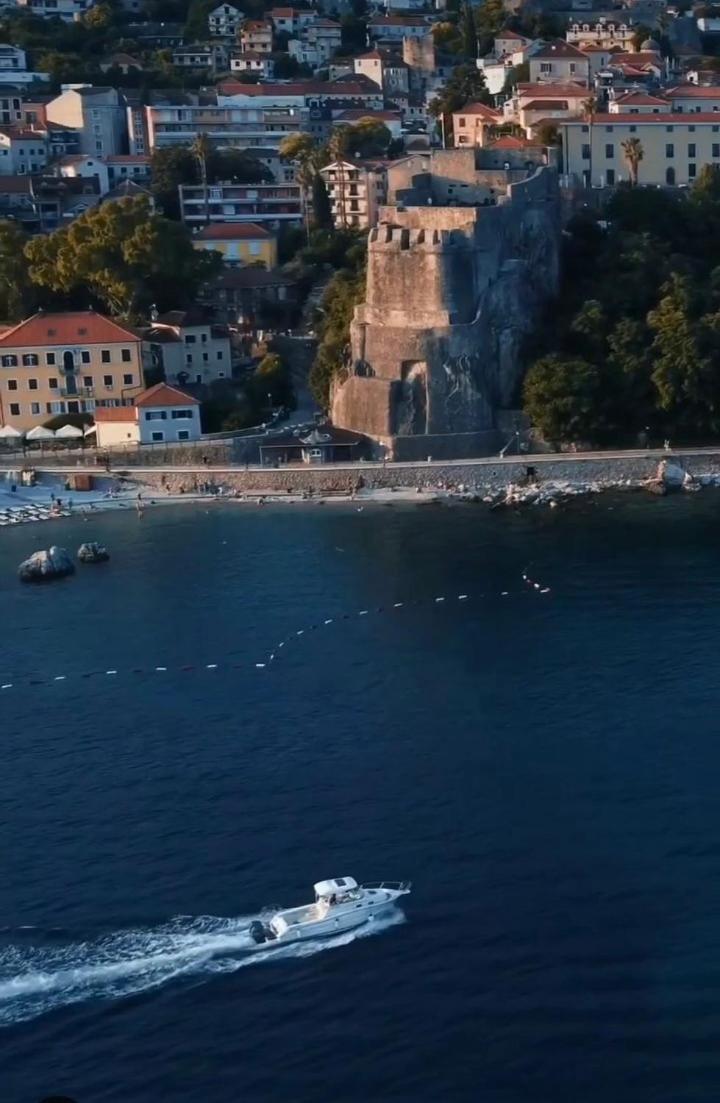 Apartment Tarita Herceg Novi Exteriör bild