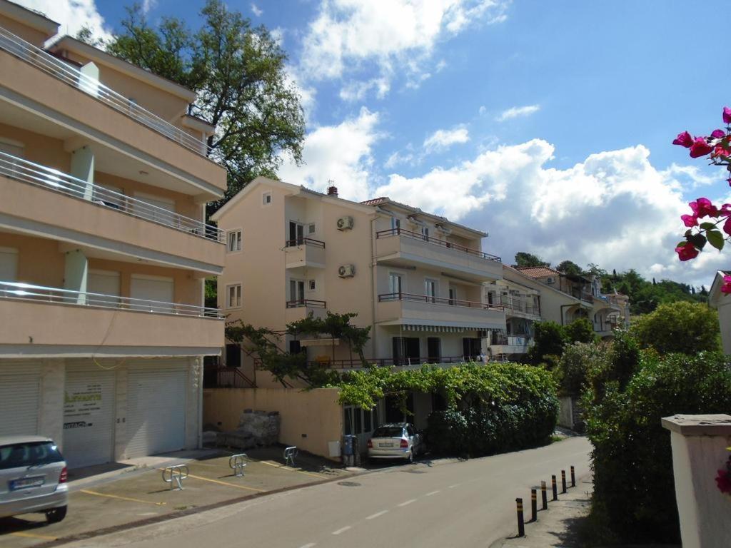 Apartment Tarita Herceg Novi Exteriör bild